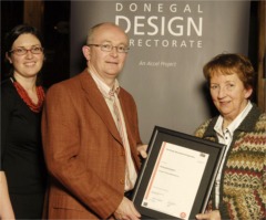 Rosaleen Hegarty of Crana Knits Ltd, Buncrana is presented with her certificate for completion of the Donegal Design Directorate Training Programme by Michael Tunney, CEO, Donegal County Enterprise Board. On left is Aisling Lynch, Design Programme manager.