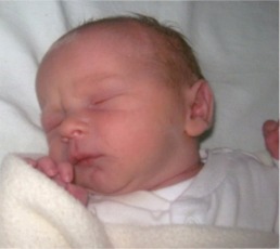 Baby Shae McFadden who tragically passed away at just two weeks old